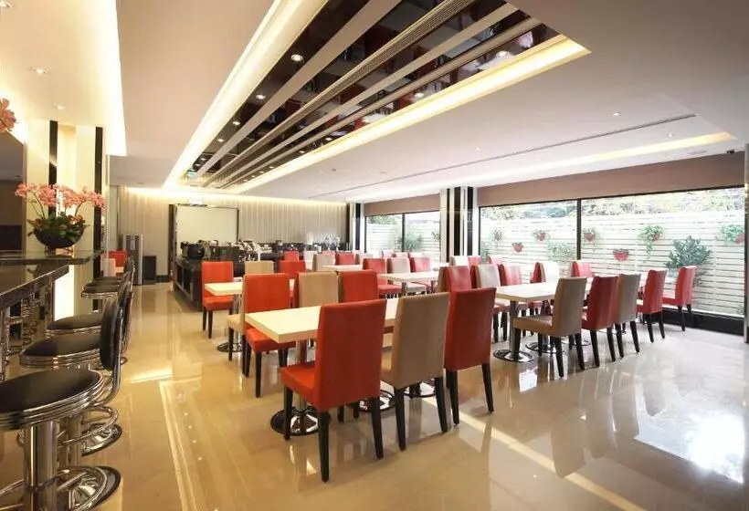 هتل 宜都大飯店 Idol