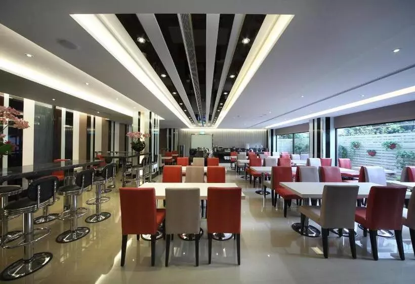 هتل 宜都大飯店 Idol