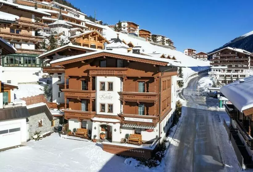 ホテル Kössler