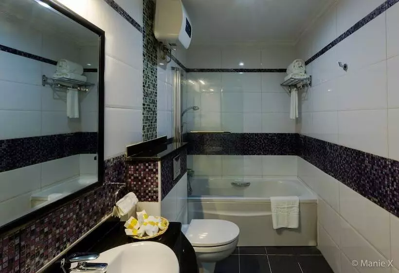 هتل Morning Side Suites Etim Inyang