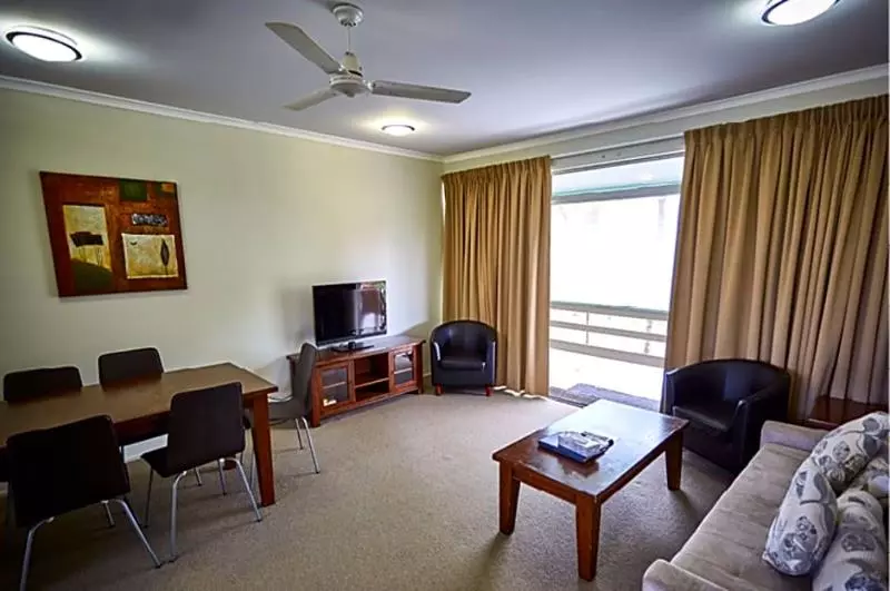 モーテル Anchorage Motor Inn