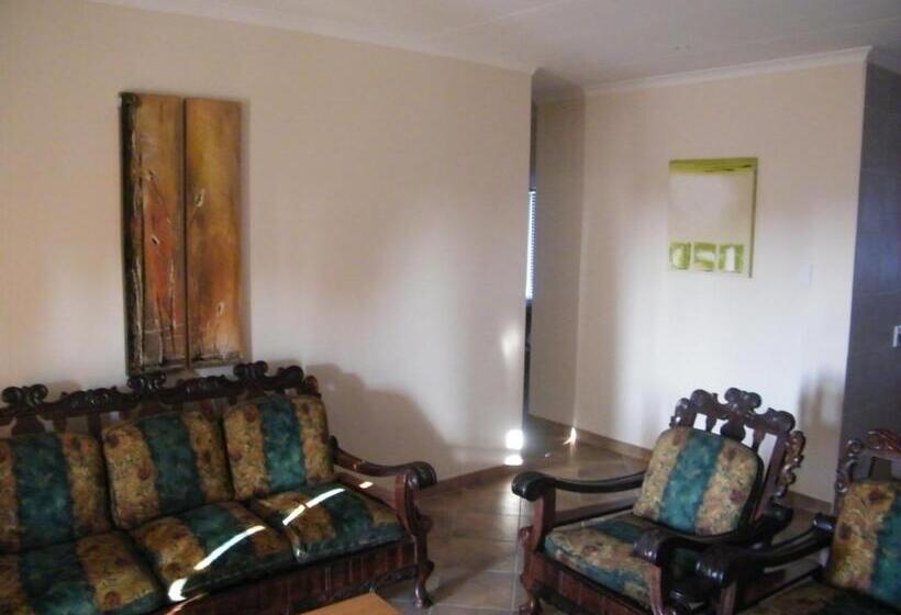 פנסיון Airport Lodge Guest House