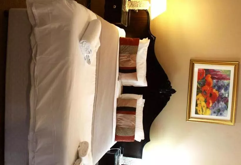Majatalo Airport Lodge Guest House