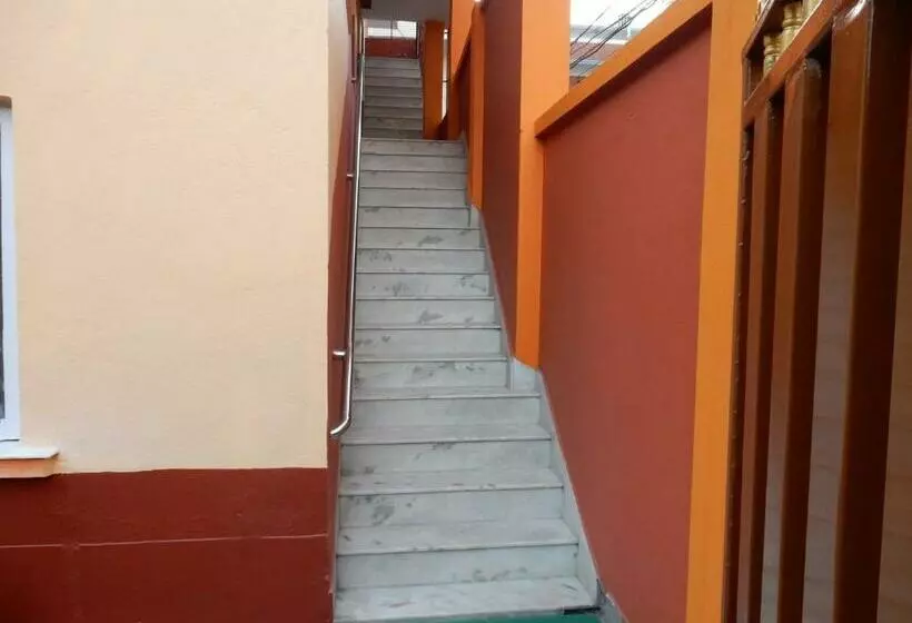 پانسیون Andes House