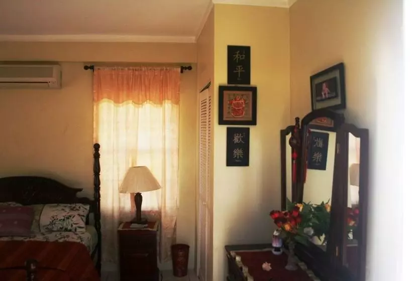 پانسیون Fairview Guest House