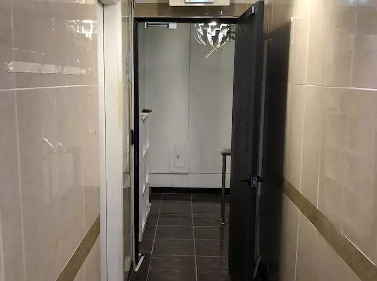 Пансион Hostel Metro