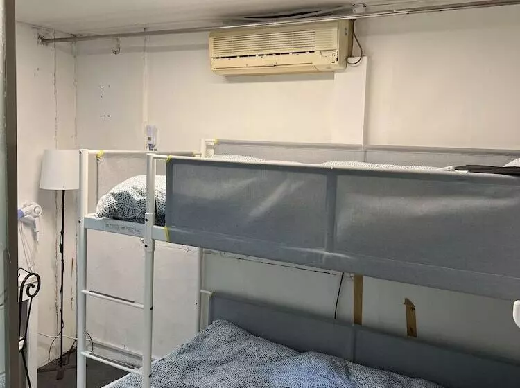 Пансион Hostel Metro