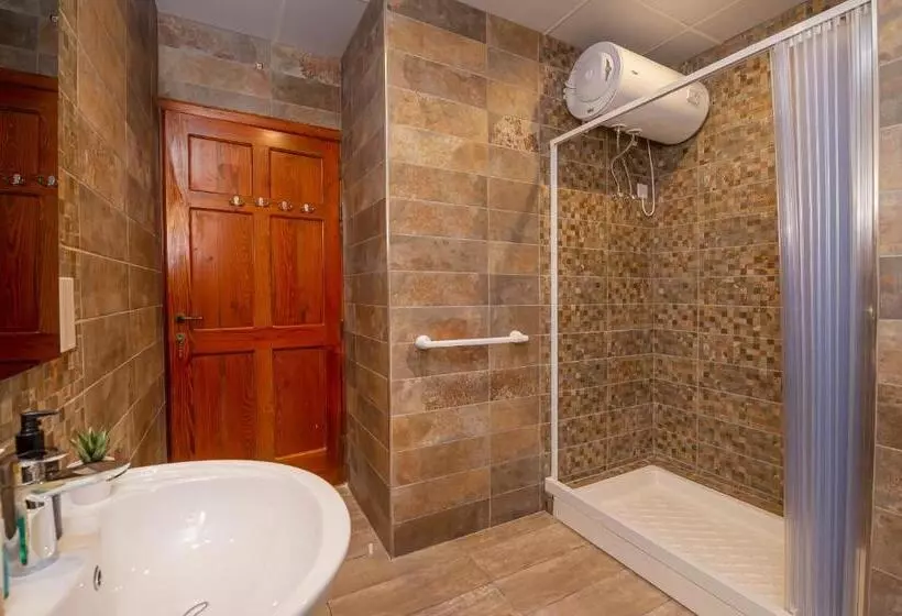 Summer Breeze Comfort Sunny Apartments Close To The Sandy Beaches   By Getawaysmalta