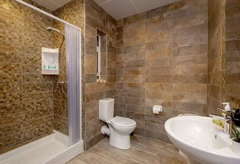 Summer Breeze Comfort Sunny Apartments Close To The Sandy Beaches   By Getawaysmalta