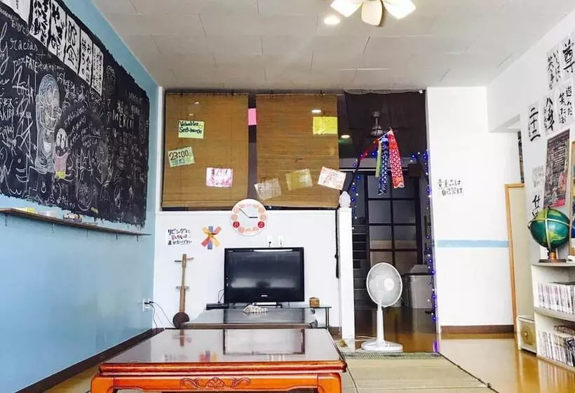 ユースホステル Little Asia Guest House