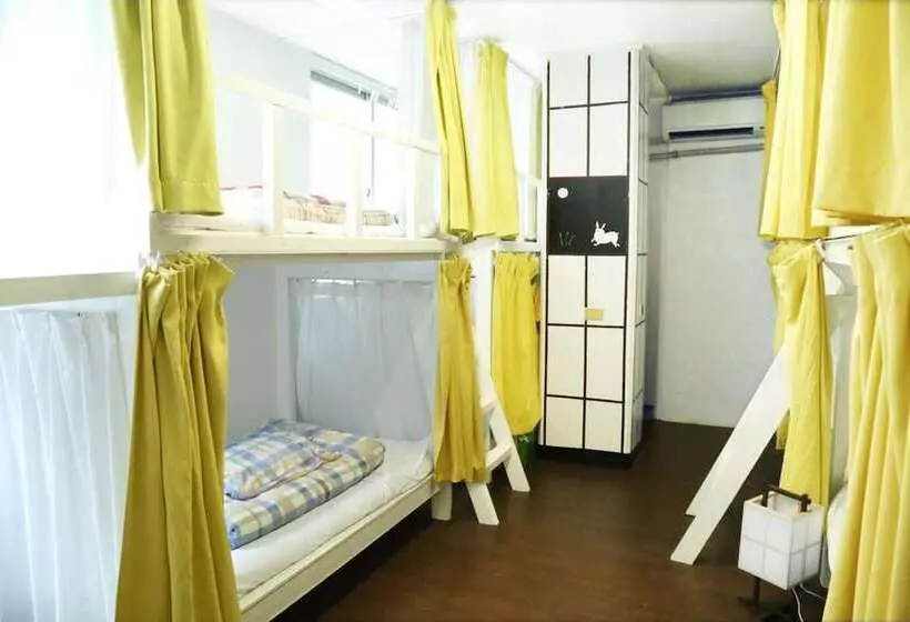 ユースホステル Little Asia Guest House