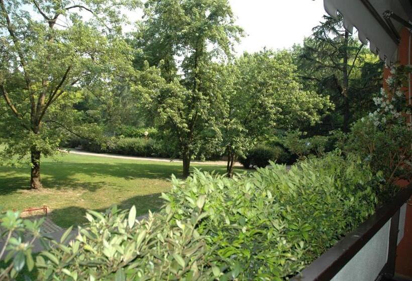 住宿加早餐  I Salici