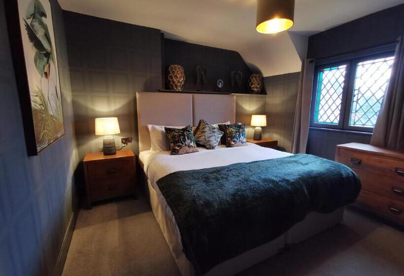 צימר Manor By The Lake