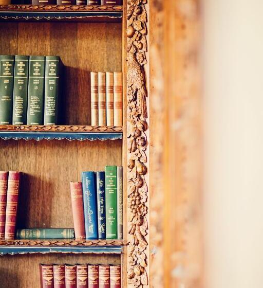 צימר Manor By The Lake