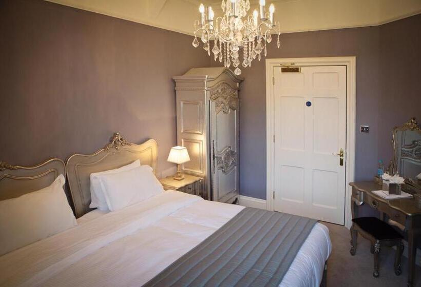 צימר Manor By The Lake