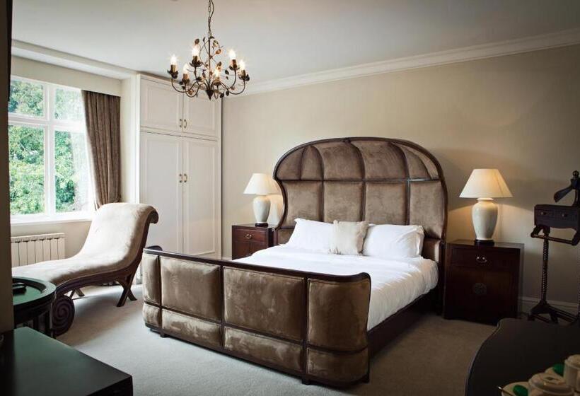 צימר Manor By The Lake