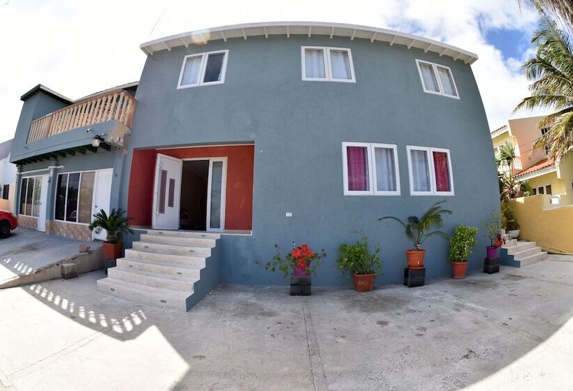 تختخواب و صبحانه Posada Sandra Tours