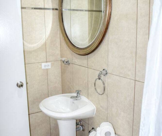 تختخواب و صبحانه Posada Sandra Tours