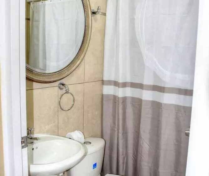 تختخواب و صبحانه Posada Sandra Tours