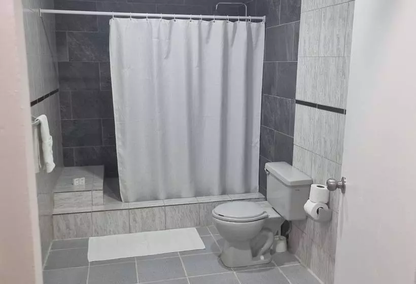 تختخواب و صبحانه Posada Sandra Tours