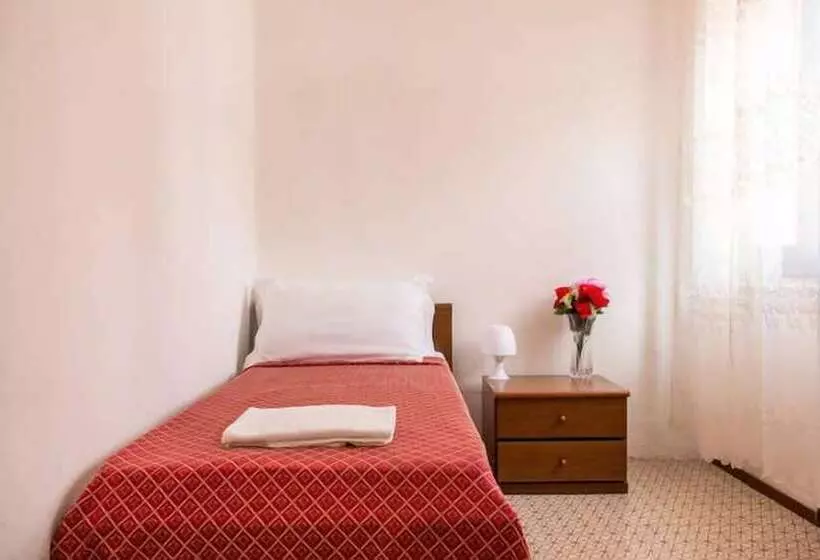 Bed and Breakfast Venice Bangla Guest House