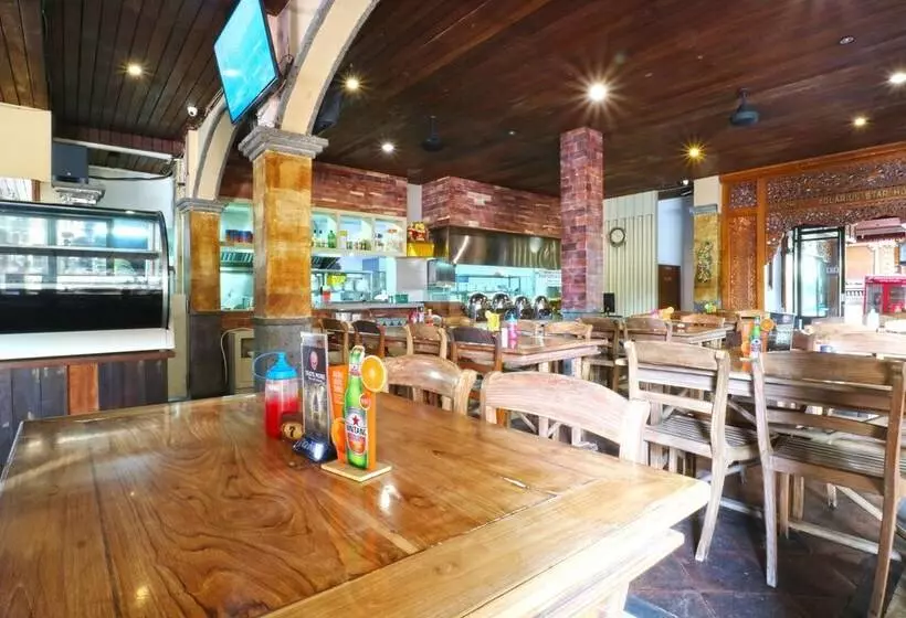 هتل Aquarius Star