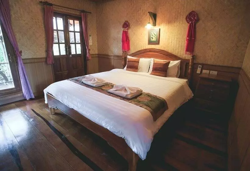 호텔 Baan Baitan Resort