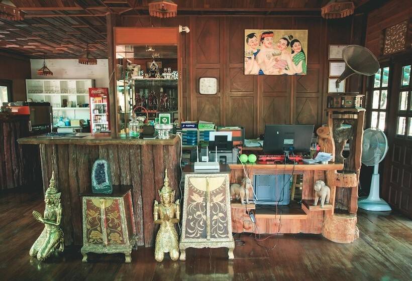 호텔 Baan Baitan Resort