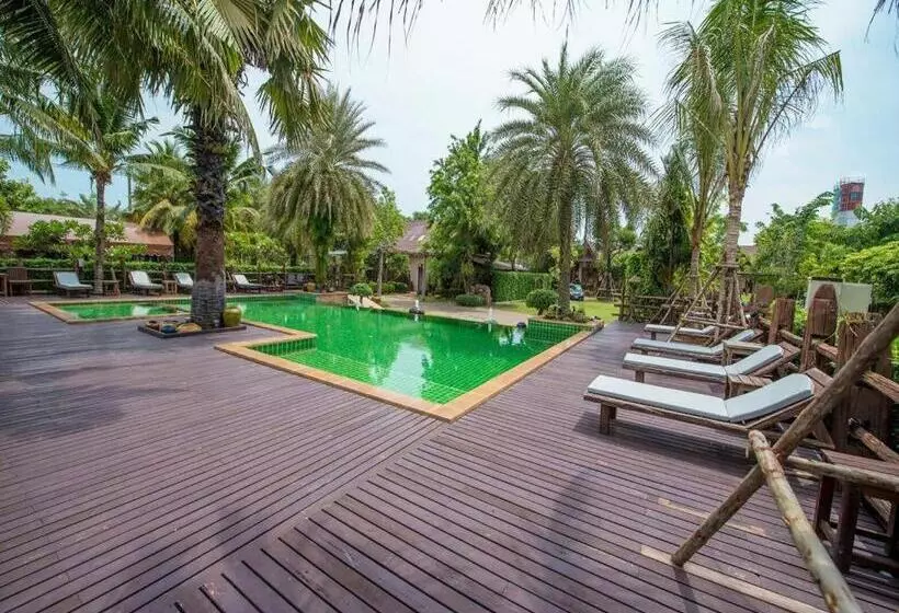 호텔 Baan Baitan Resort