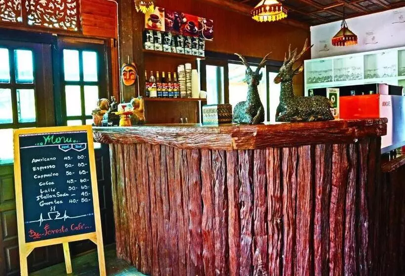 호텔 Baan Baitan Resort