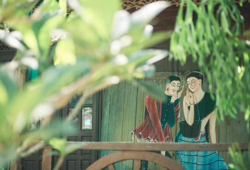 호텔 Baan Baitan Resort