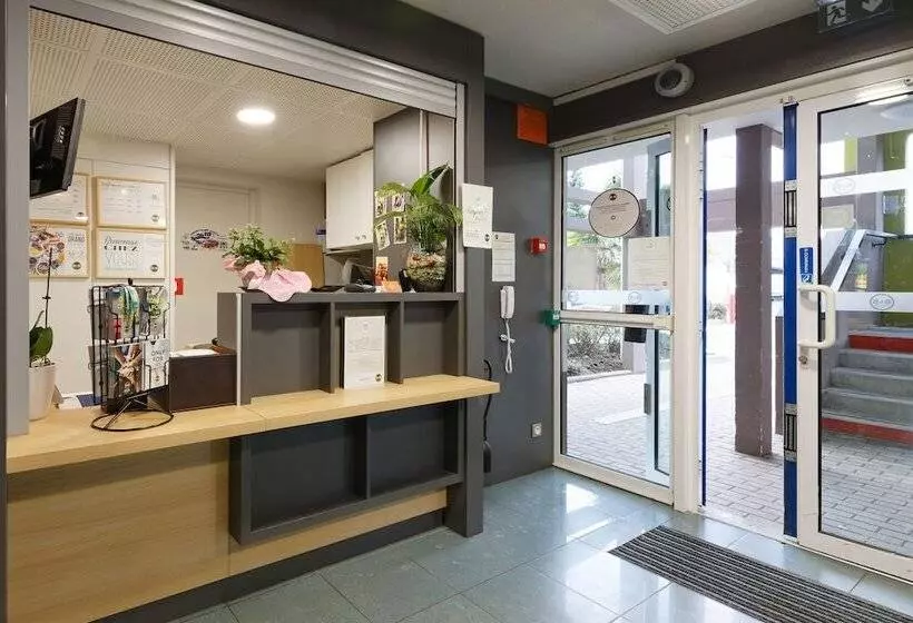 B&b Hotel Lens Noyelles Godault