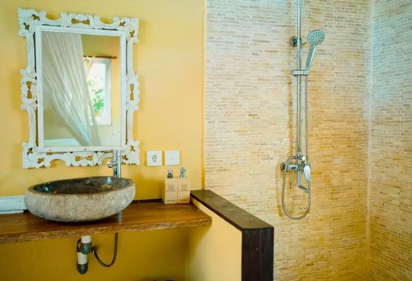 Hotel Les Villas Ottalia  Yoga And Diving, Gili Meno