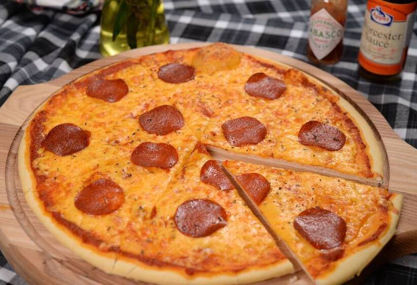 هتل Holiday Inn Aktau, An Ihg