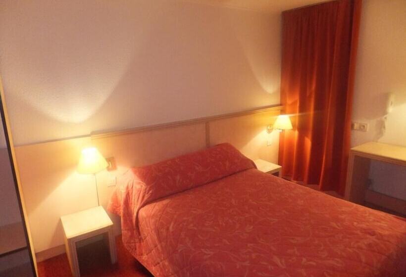 ホテル Le Village