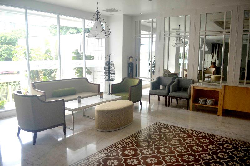 Отель Maxone Signature Glodok Jakarta