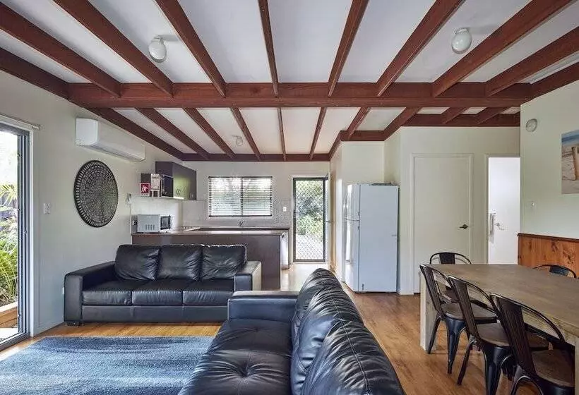 בית מלון כפרי Nrma South West Rocks Holiday Park