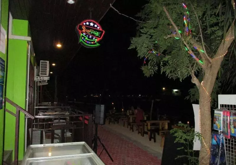 فندق Phi Phi Green House & Sunsky Hostel