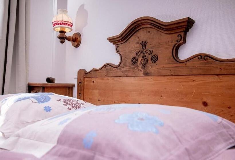 酒店 Roger Hassenforder Hôtel Restaurant