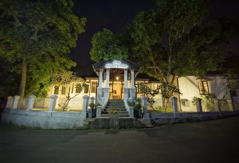 酒店 The Secret Kandy