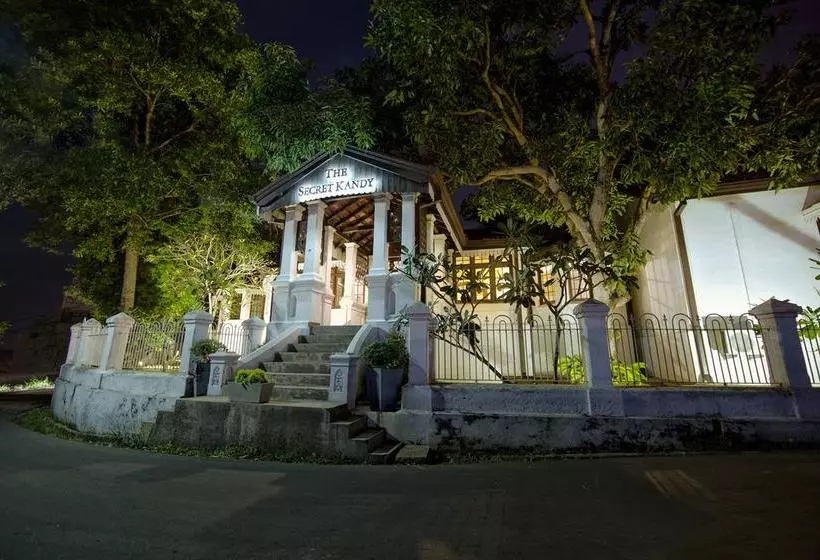 酒店 The Secret Kandy