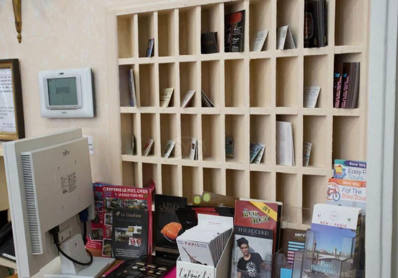 ホテル Tiquetonne