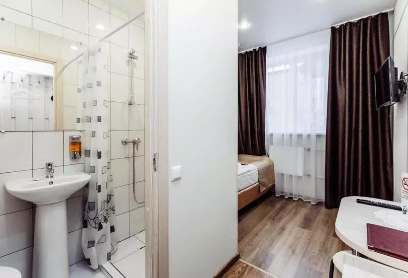 ホテル Tourist Inn