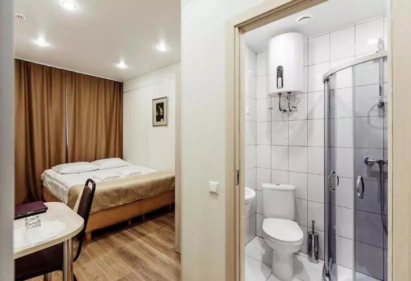 ホテル Tourist Inn