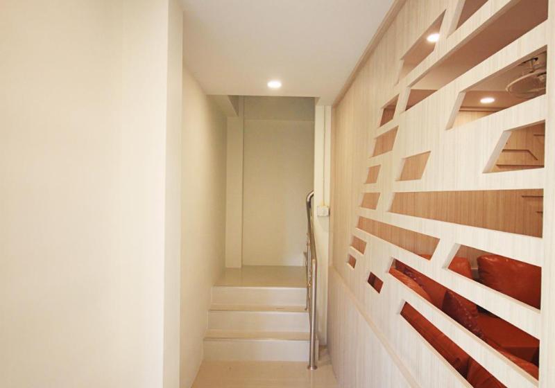 פנסיון Happy Hostel