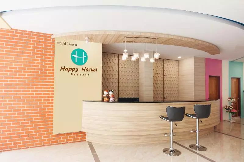 ペンション Happy Hostel