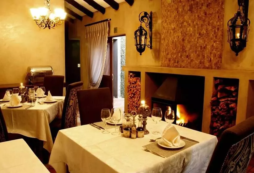 ペンション Opikopi Guest House