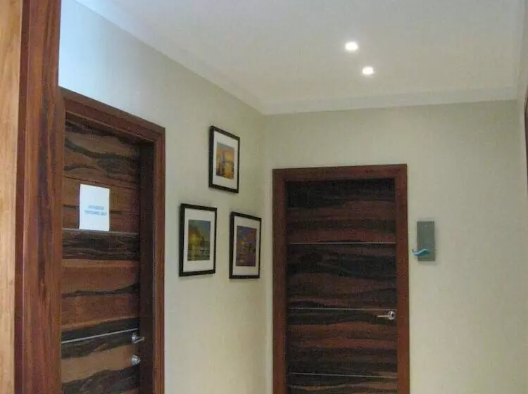 Resort Chateau By The Sea