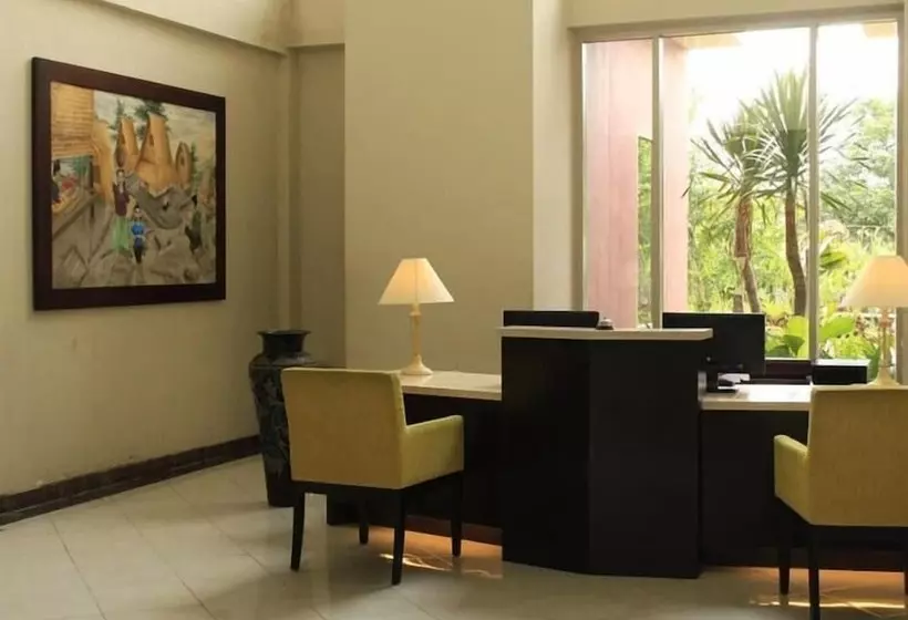 Aerotel Mandalika Praya