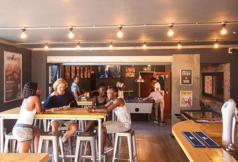 호스텔 Never At Home Green Point